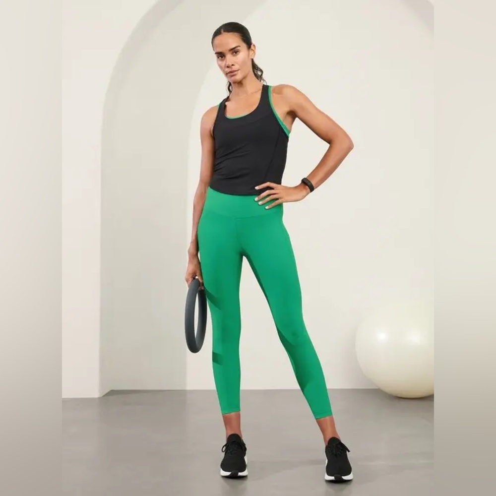 Athleta Green High-Waist Leggings with Black Tank